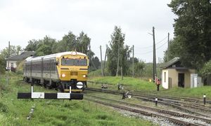 Дизель-поезд ДР1АМ-291 на ст. Гулбене / DR1AM-291 at Gulbene station