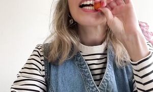 Как я слезла с шоколадок и булок и улучшила кожу в 35 лет