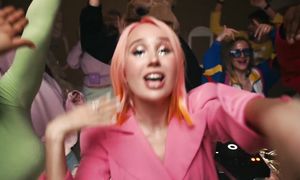 Клава Кока - Покинула Чат (клипа, 2020)