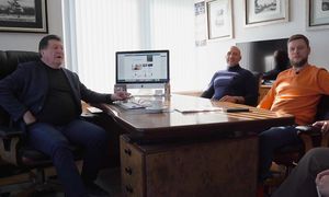 Yardrey: В автосалоне у клиента угнали Гелендваген во время ТО!!!