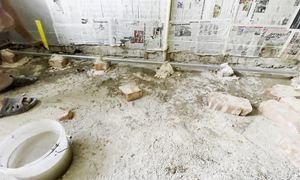 ✅ КАК БЫСТРО И НЕДОРОГО СДЕЛАТЬ СТЯЖКУ ПОЛА | БЫСТРЫЙ ДЕМОНТАЖ СТАРОГО ПОЛА | СТЯЖКА СВОИМИ РУКАМИ