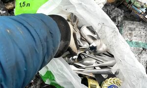 Свалка деньги из мусора. Витёк мусорщик