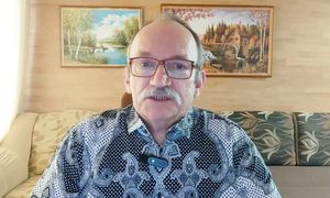 В ЛАТВИИ ПОВЫСЯТ ПЕНСИИ И ДОБАВЯТ ИНВАЛИДАМ . КОМУ , КОГДА И СКОЛЬКО?