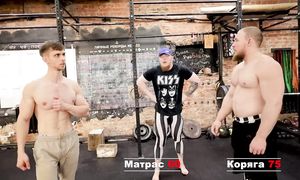 КТО МЕНЬШЕ ПОДТЯНЕТСЯ БЬЕТ ТАТУ! КОРЯГА VS АРЧО МОРРИС VS МАТРАС