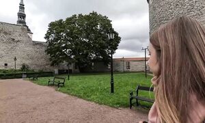 SOY MUY CHICA PARA TI