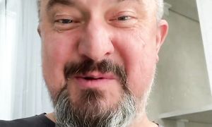 Редкий гость в Актау не хочет уходить! #казахстан #путешествие #актау #vanlife #shorts