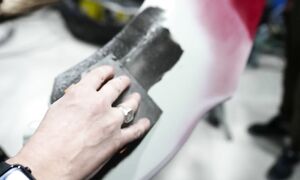 Ремонт огромной дыры в бампере не имея кусков, курсы автомаляра ОНБ