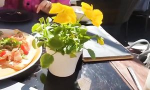 Когда ты немного подпортила эстетику подруги своим чавканьем …