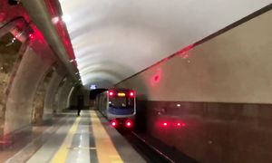 Очень красивый световой эффект! #метро #алматы #казахстан #shorts