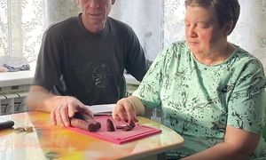 Пробуем сырокопченую колбасу собственного производства | Андрей Лунёв