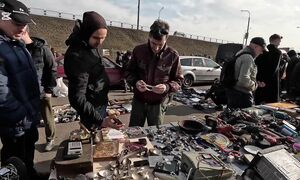 БАРАХОЛКА, КТО ВОРУЕТ КАК ВОРУЕТ ЧТО ВОРУЕТ ДЕНЬГИ ИЗ МУСОРА.