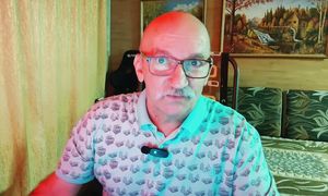 ЛАТВИЯ ОСТАЛАСЬ У РАЗБИТОГО КОРЫТА . ЕВРОКОМИССИЯ ДЕНЕГ НЕ ДАСТ