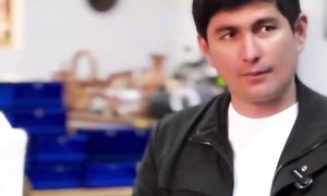 Nilufar Usmonova, Jamshidbek Normatov Mingboshi Ceramic muzeyda.