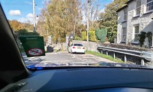 Уэльс страна кельтов, дешёвого пива и драконов; высоких гор, странных названий и тёмных дождей