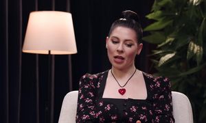 Мужчины в эскорте: кто и за что им платит?