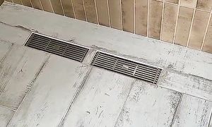 Два трапа в душевой )))