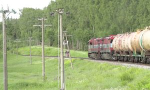 Тепловозы C36-7i-1521+1536 на о.п. Пеэду  GE C36-1521+1536 at Peedu stop