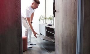 500.000 за этот дом! Посмотрим что внутри.