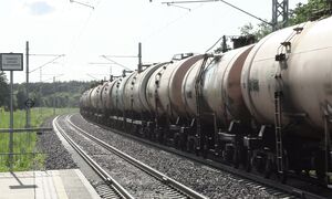 Тепловоз 2ТЭ116-1667 на о.п. Янеда  2TE116-1667 at Jäneda stop