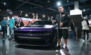 SEMA 2025. Camry GT-S, Patrol 1000 ат күші, 17 турбина, Қытай қаптады __ Qaz Kolesa.kz