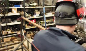 DIY New Flatbed Tray Build Mazda B2500 Ep.2