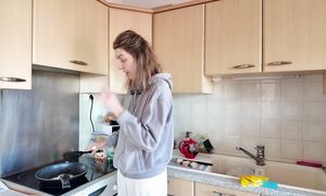 Адаптируюсь во Франции. Как мне здесь без французского. Серия 2