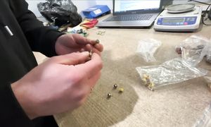 Самая Крутая организация по скупке плат и радиодеталей) деньги из мусора. Мусорщик