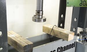 Glass vs Hydraulic Press – How Strong Is It Really