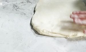 3 ta mahsulotdan mazzaliy somsalar tayyorlash.Приготовьте вкусную самсу из 3 ингредиентов.